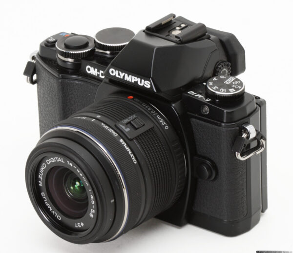 Olympus OM-D E-M10